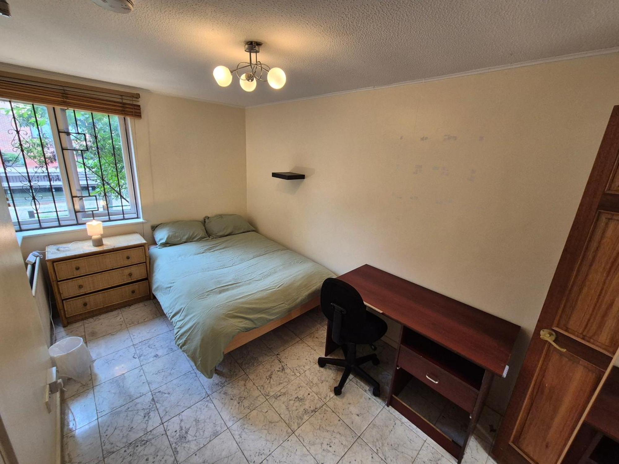 Spacious And Elegant With En-suites Available In Canary Wharf * Londra